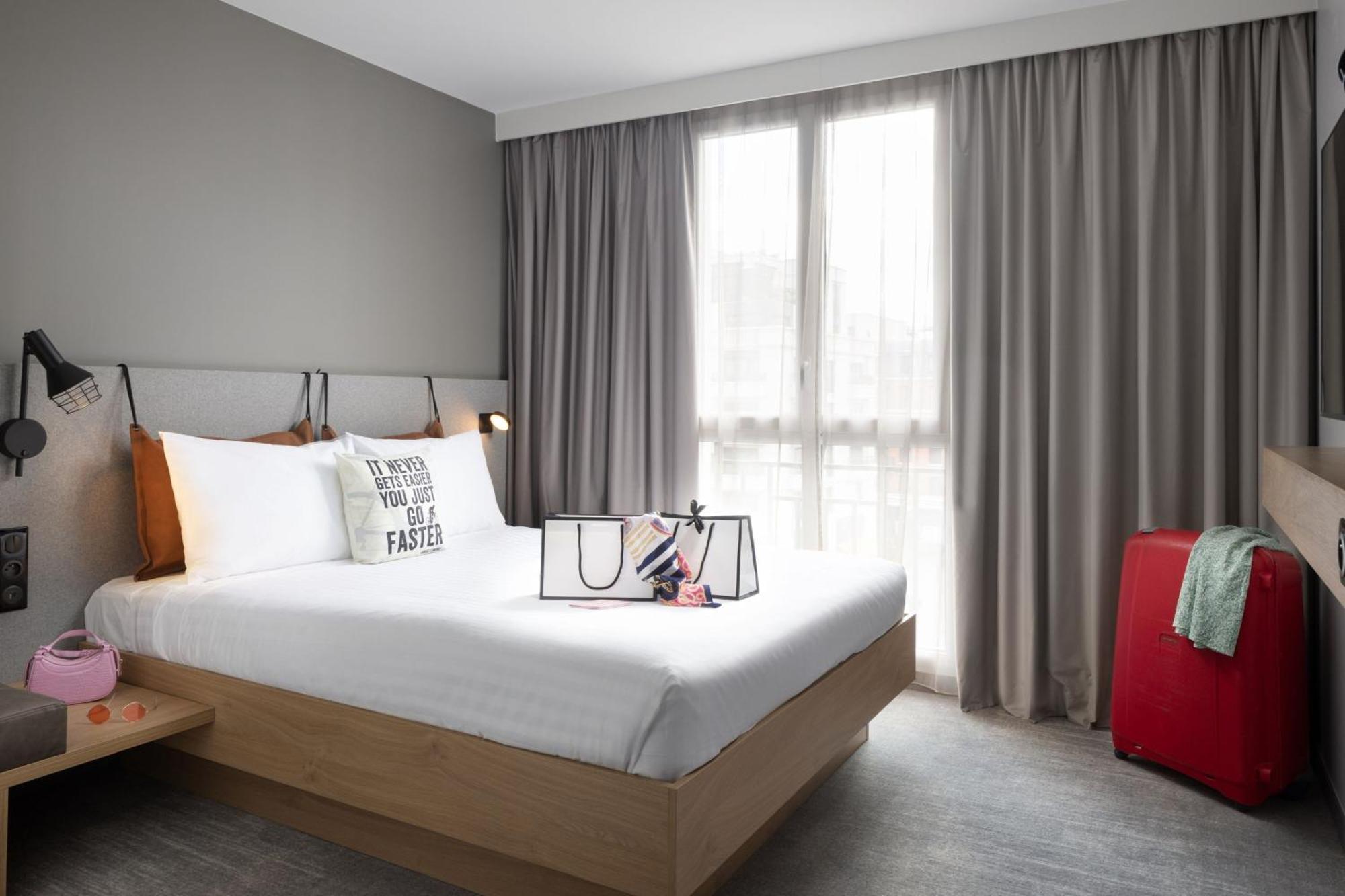 Moxy Paris Кламар Екстер'єр фото