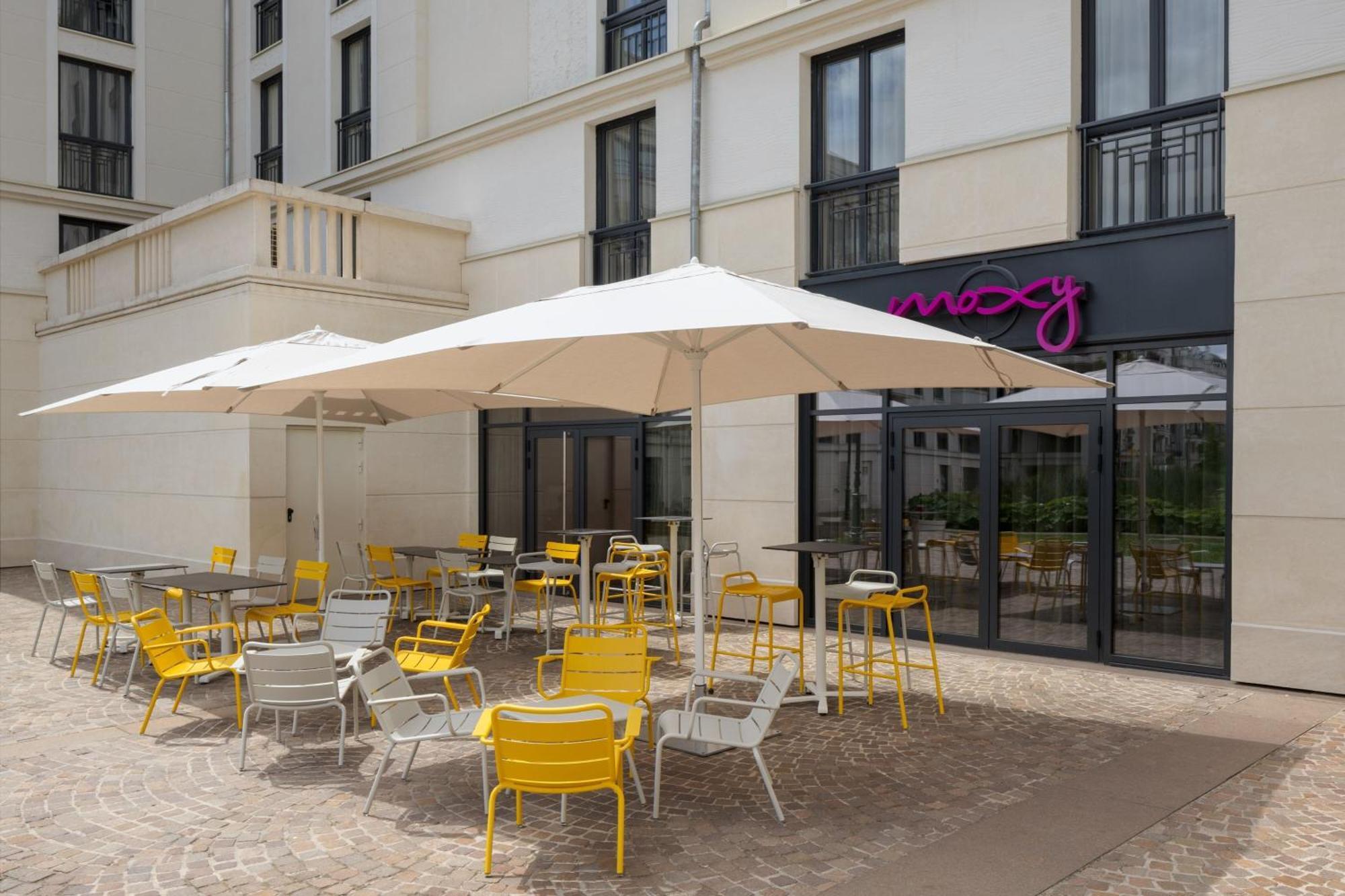 Moxy Paris Кламар Екстер'єр фото