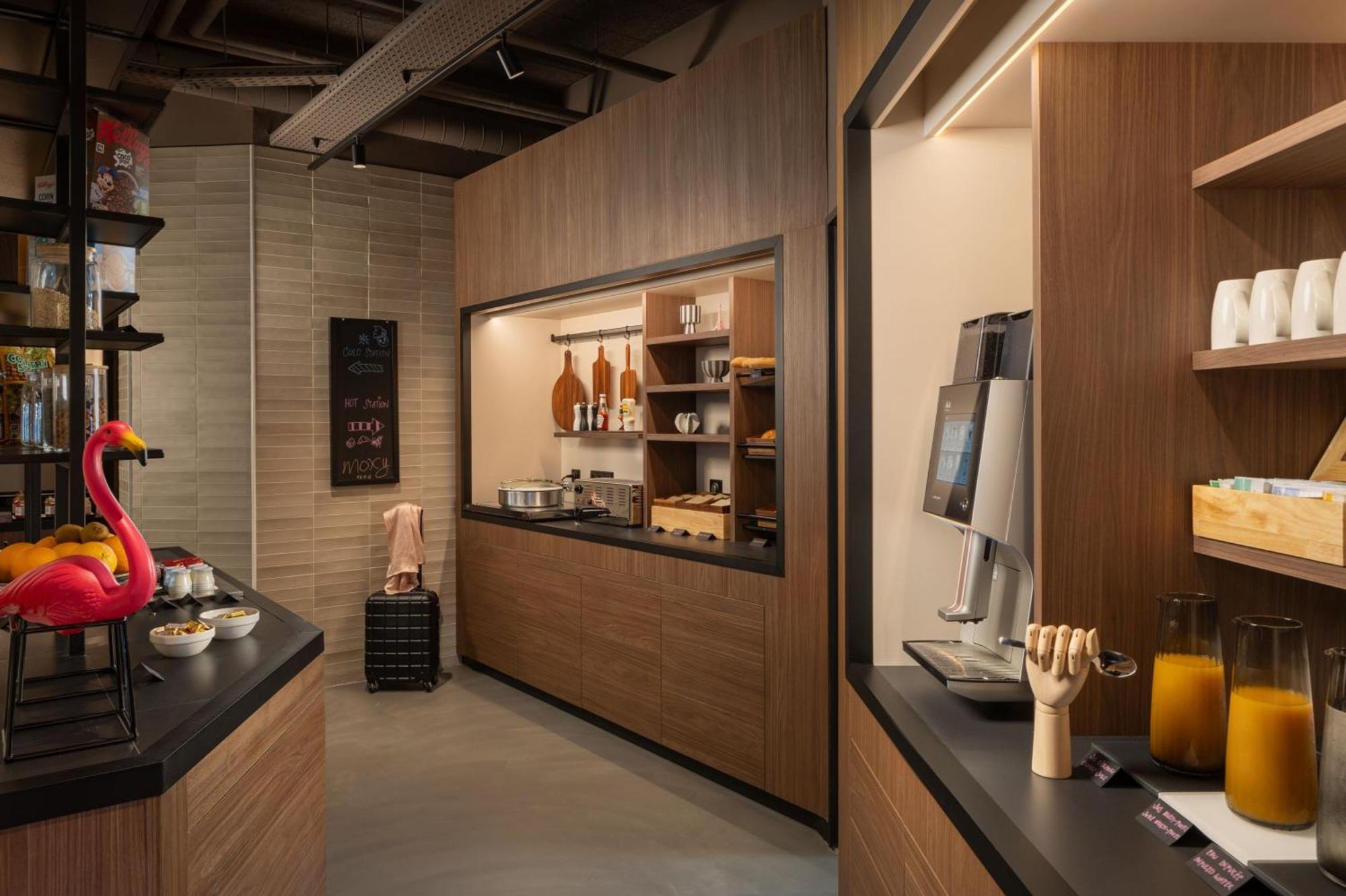 Moxy Paris Кламар Екстер'єр фото