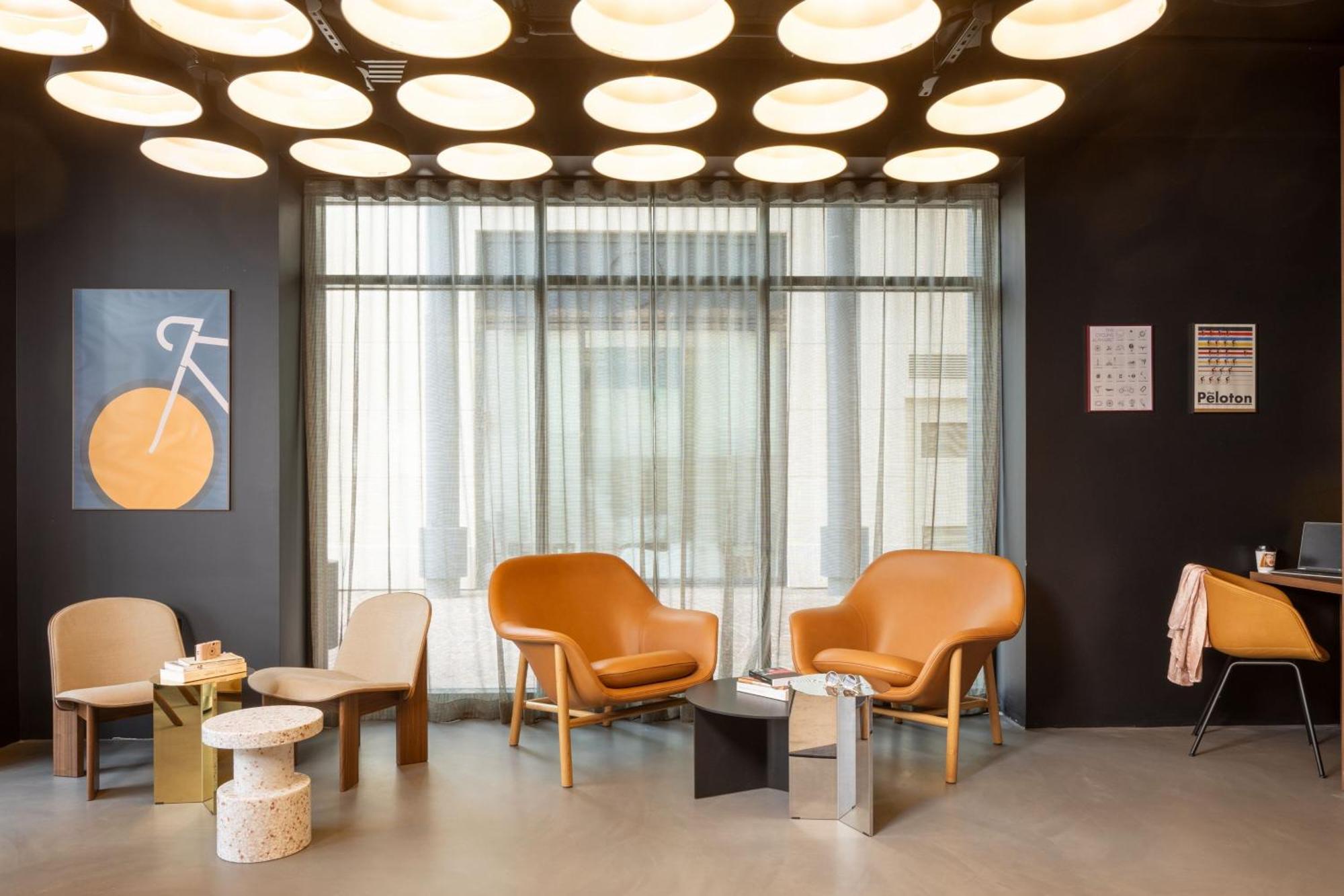 Moxy Paris Кламар Екстер'єр фото