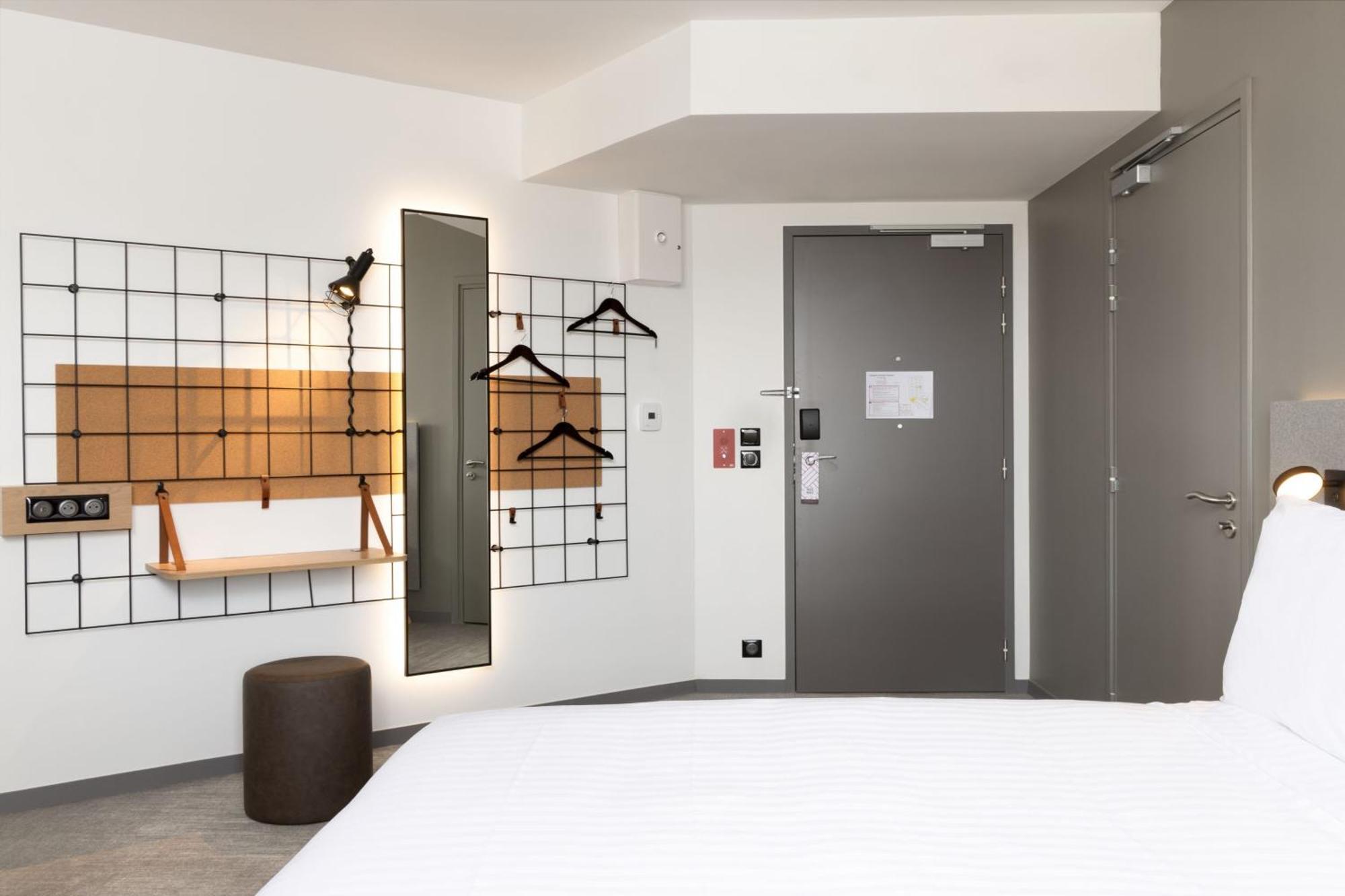 Moxy Paris Кламар Екстер'єр фото