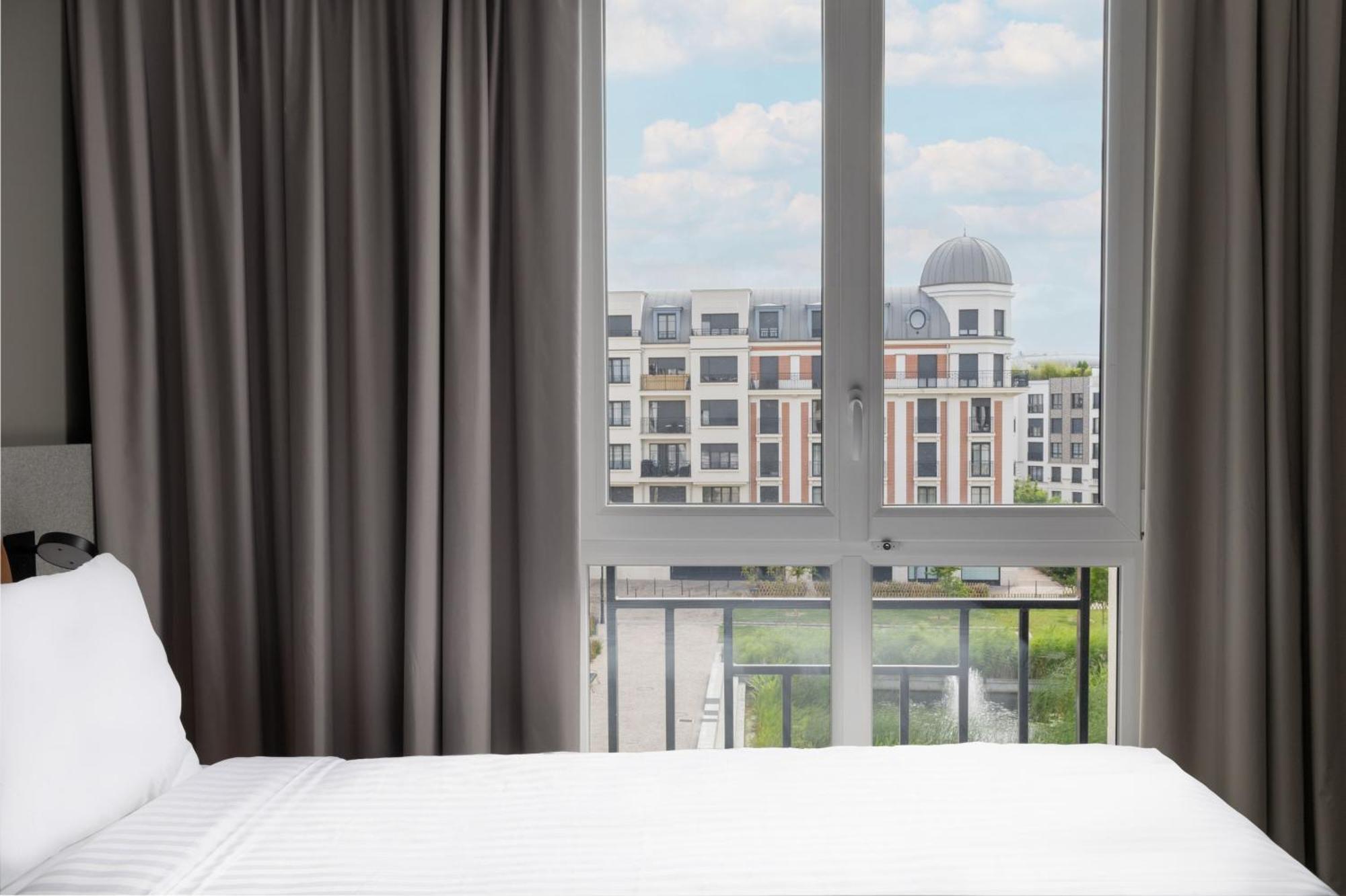 Moxy Paris Кламар Екстер'єр фото