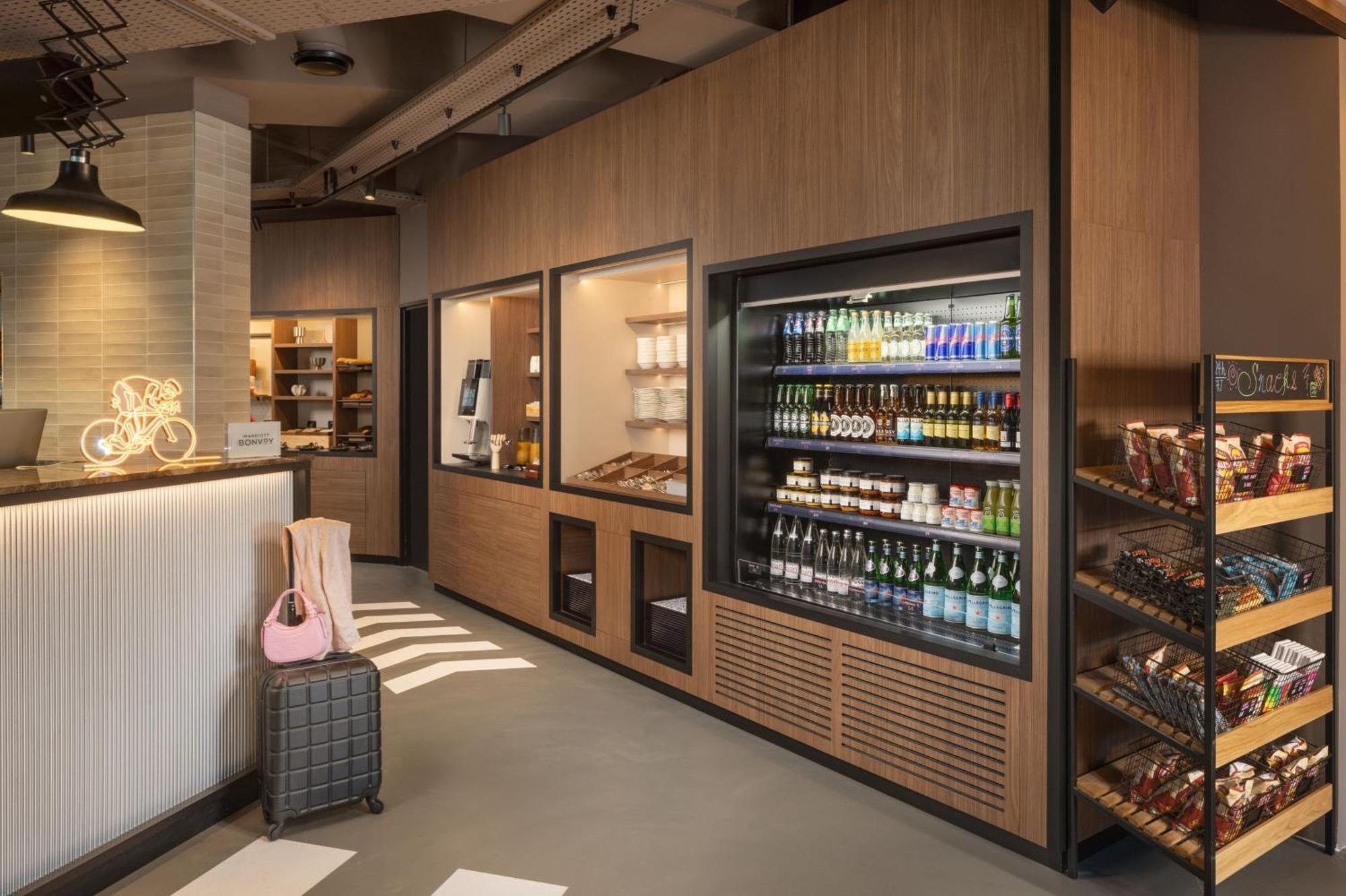 Moxy Paris Кламар Екстер'єр фото