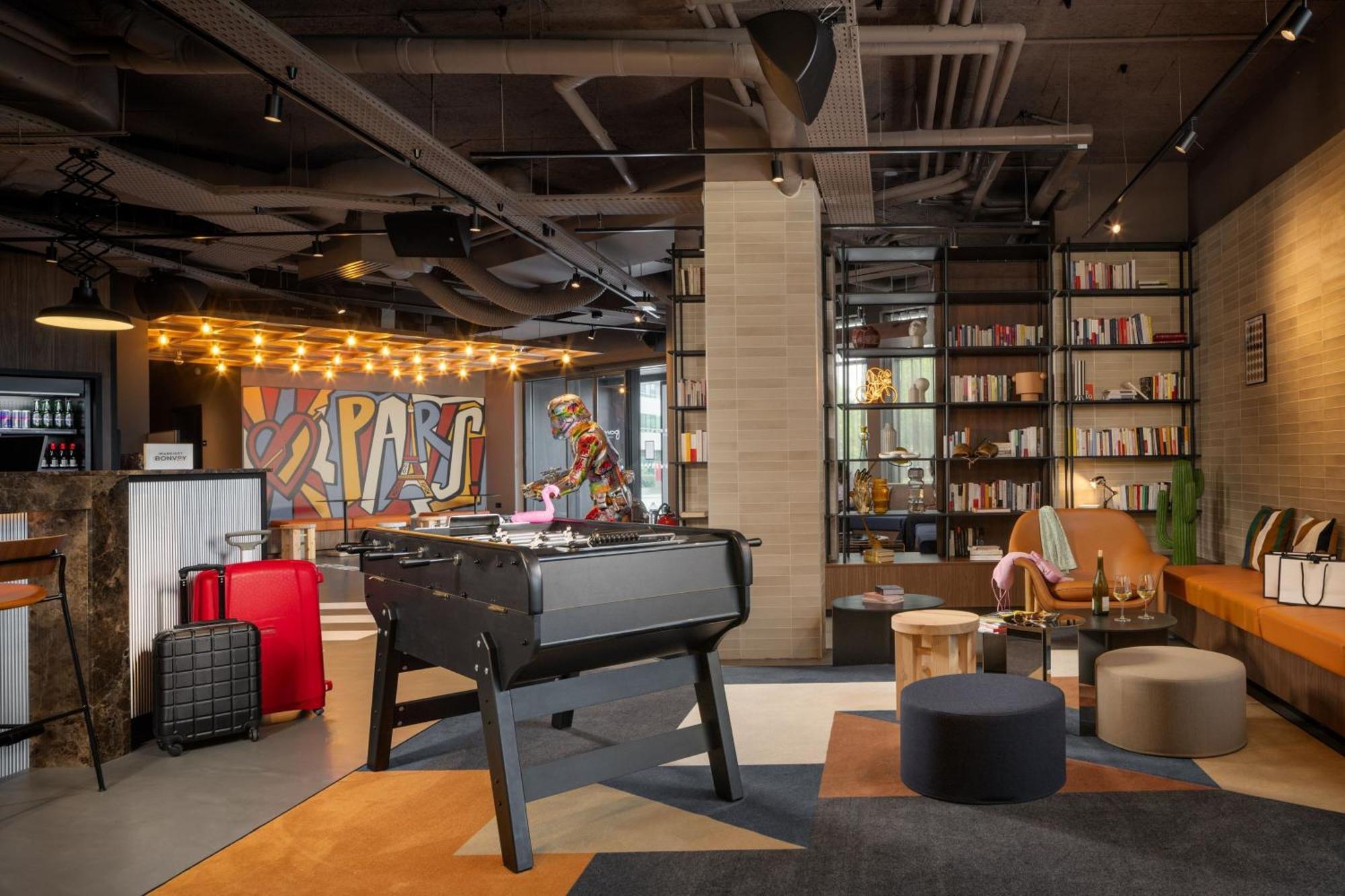Moxy Paris Кламар Екстер'єр фото