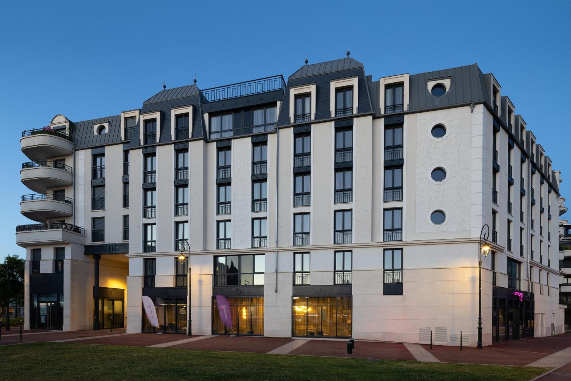 Moxy Paris Кламар Екстер'єр фото